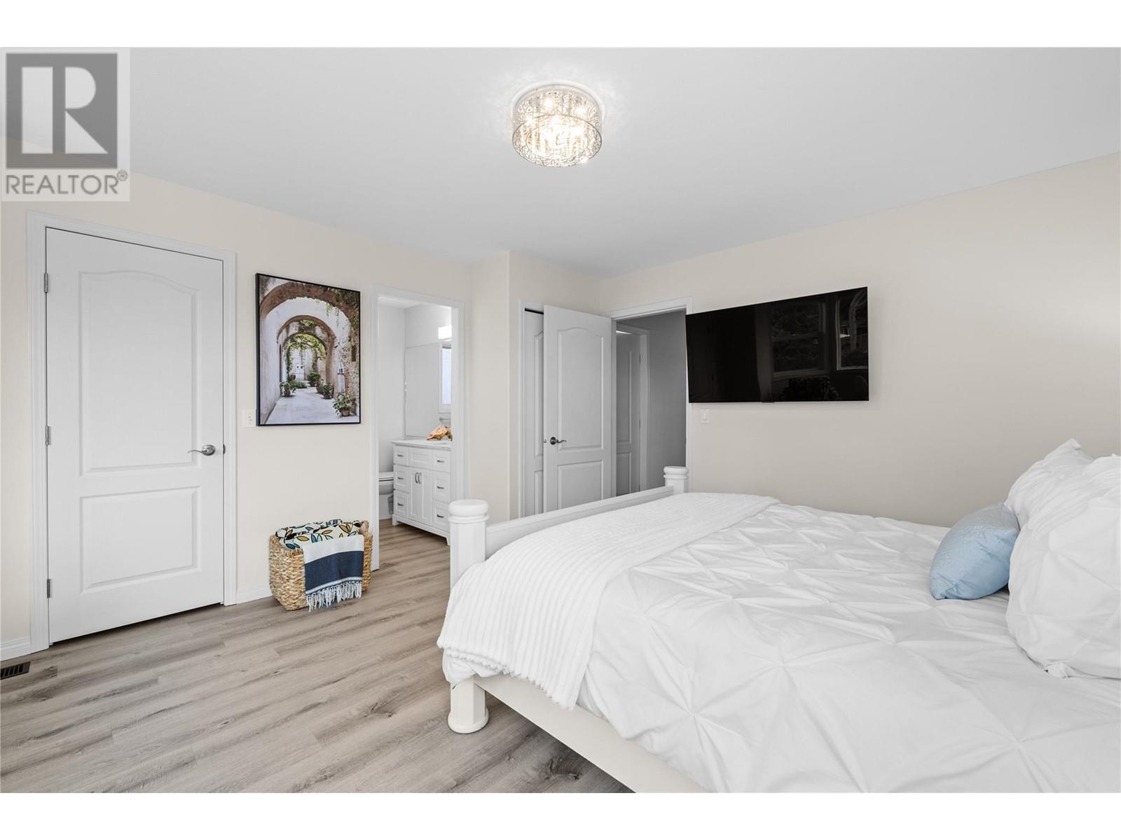 3556 Athalmer Road, Kelowna, British Columbia  V1W 3Y5 - Photo 22 - 10345447
