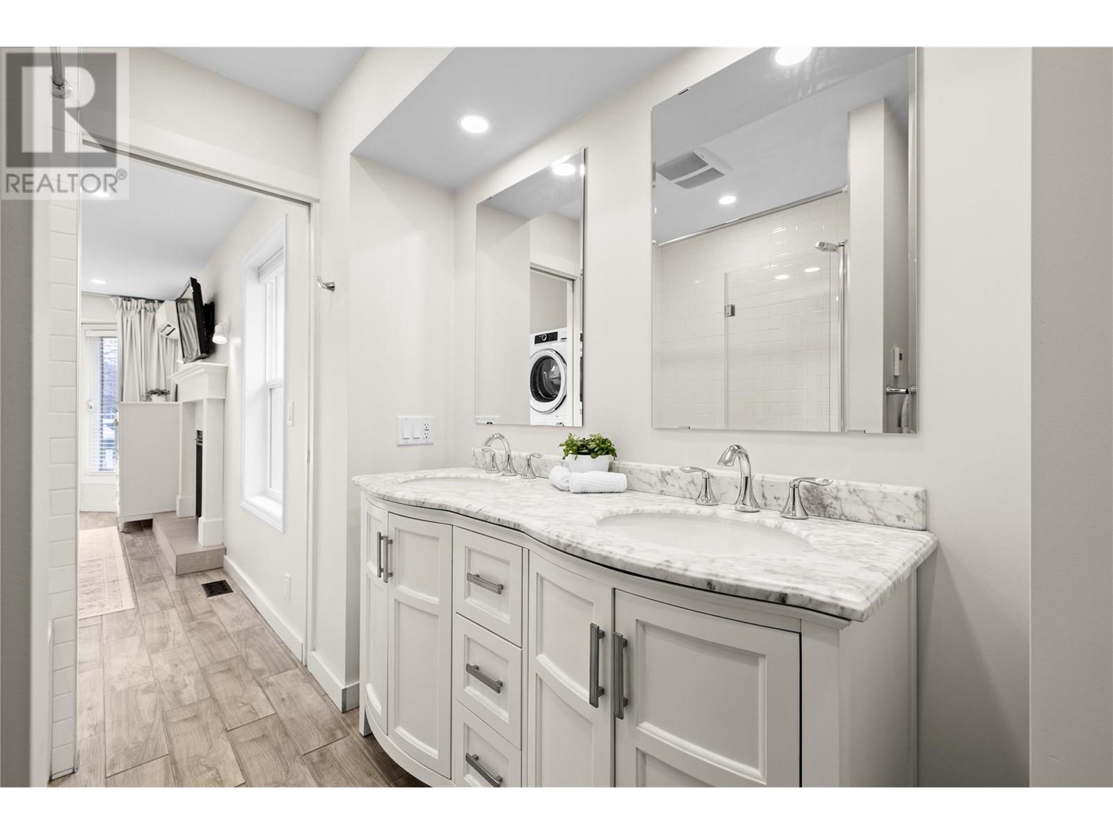 3556 Athalmer Road, Kelowna, British Columbia  V1W 3Y5 - Photo 41 - 10345447