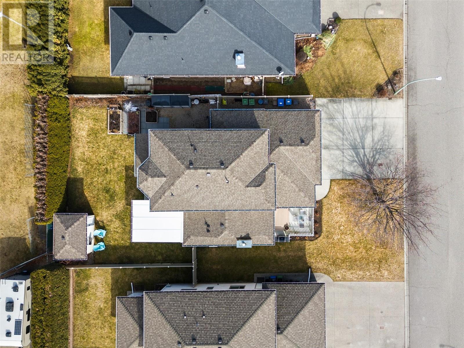 3556 Athalmer Road, Kelowna, British Columbia  V1W 3Y5 - Photo 47 - 10345447