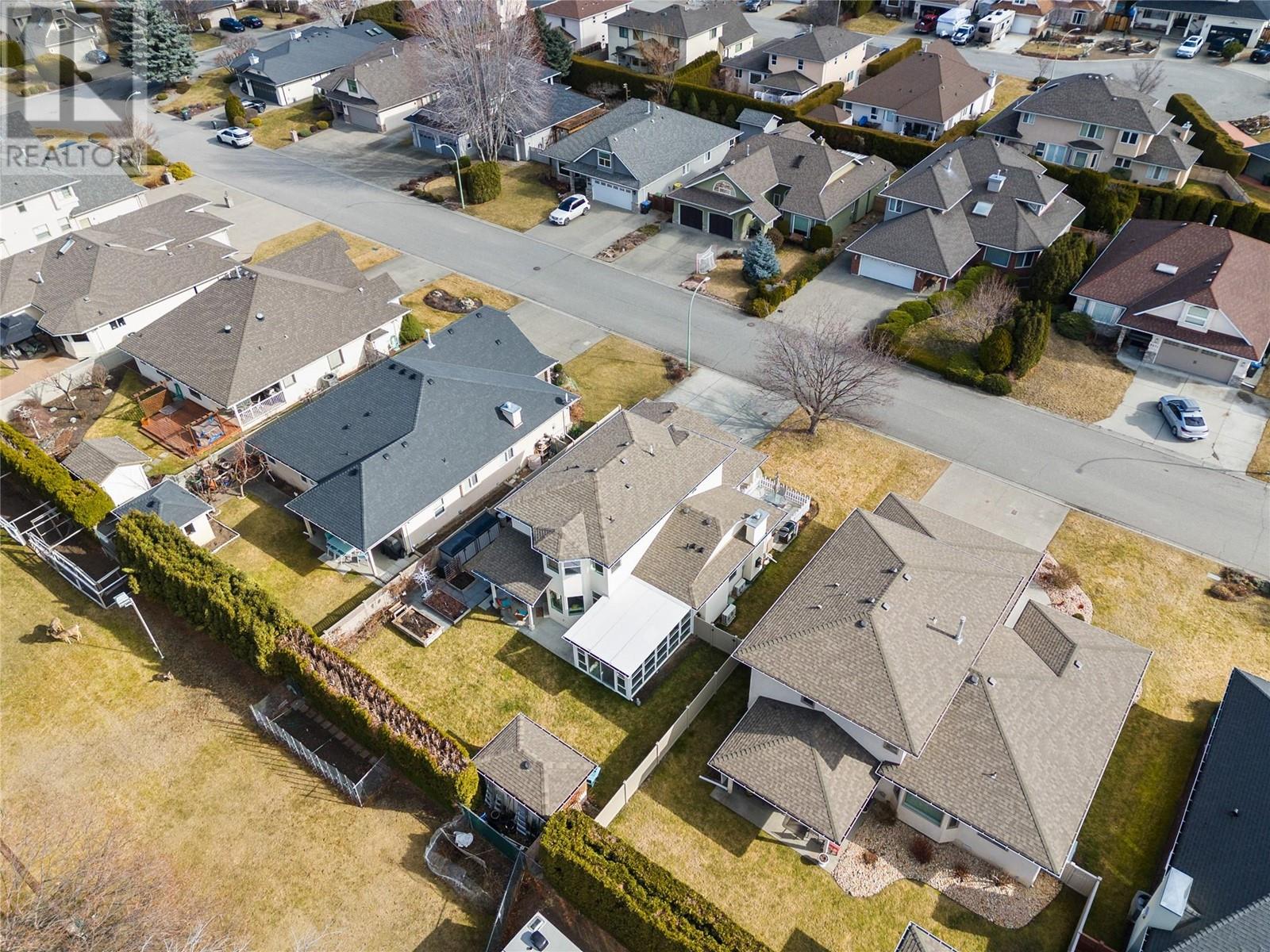 3556 Athalmer Road, Kelowna, British Columbia  V1W 3Y5 - Photo 49 - 10345447