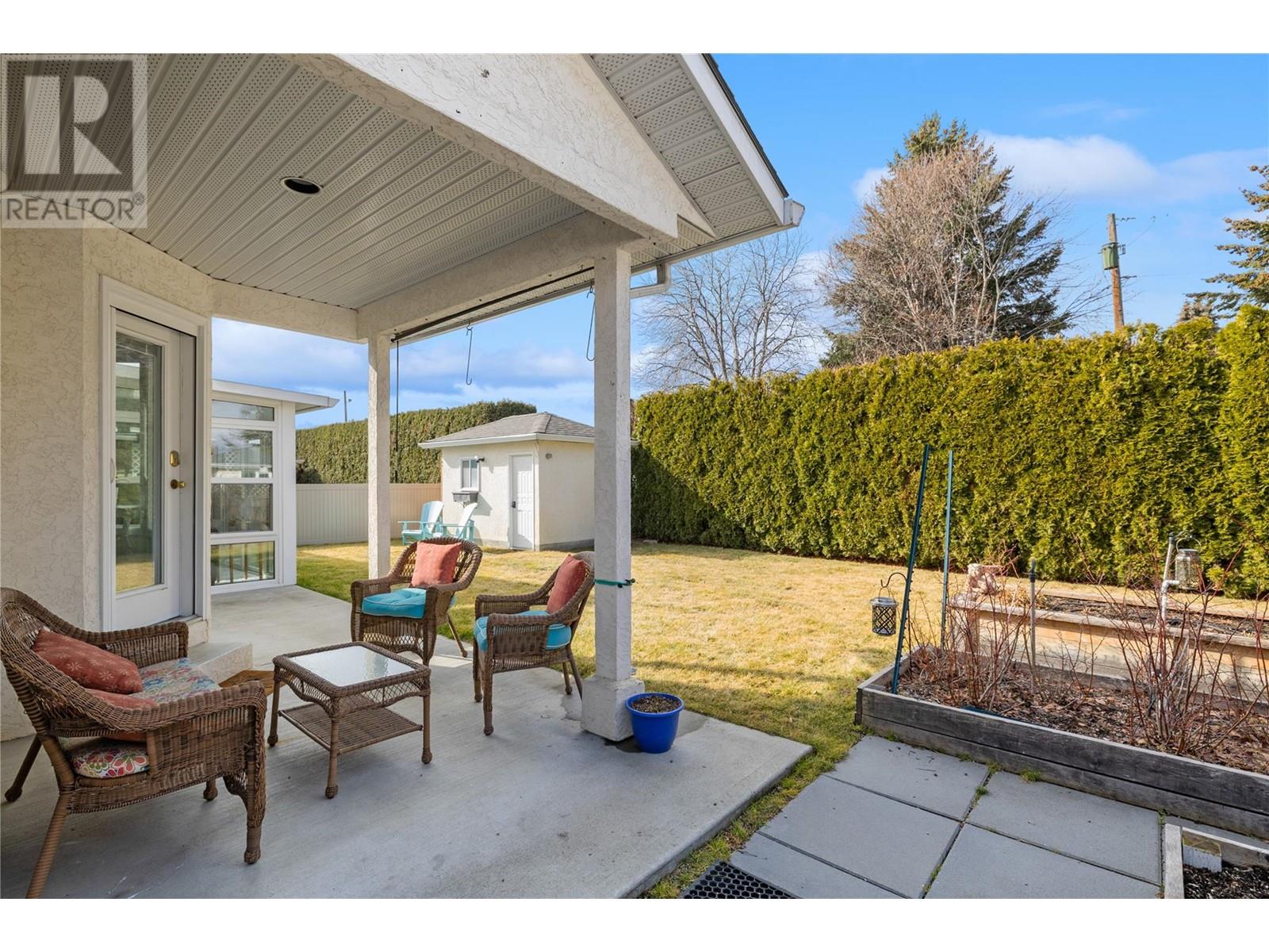3556 Athalmer Road, Kelowna, British Columbia  V1W 3Y5 - Photo 50 - 10345447