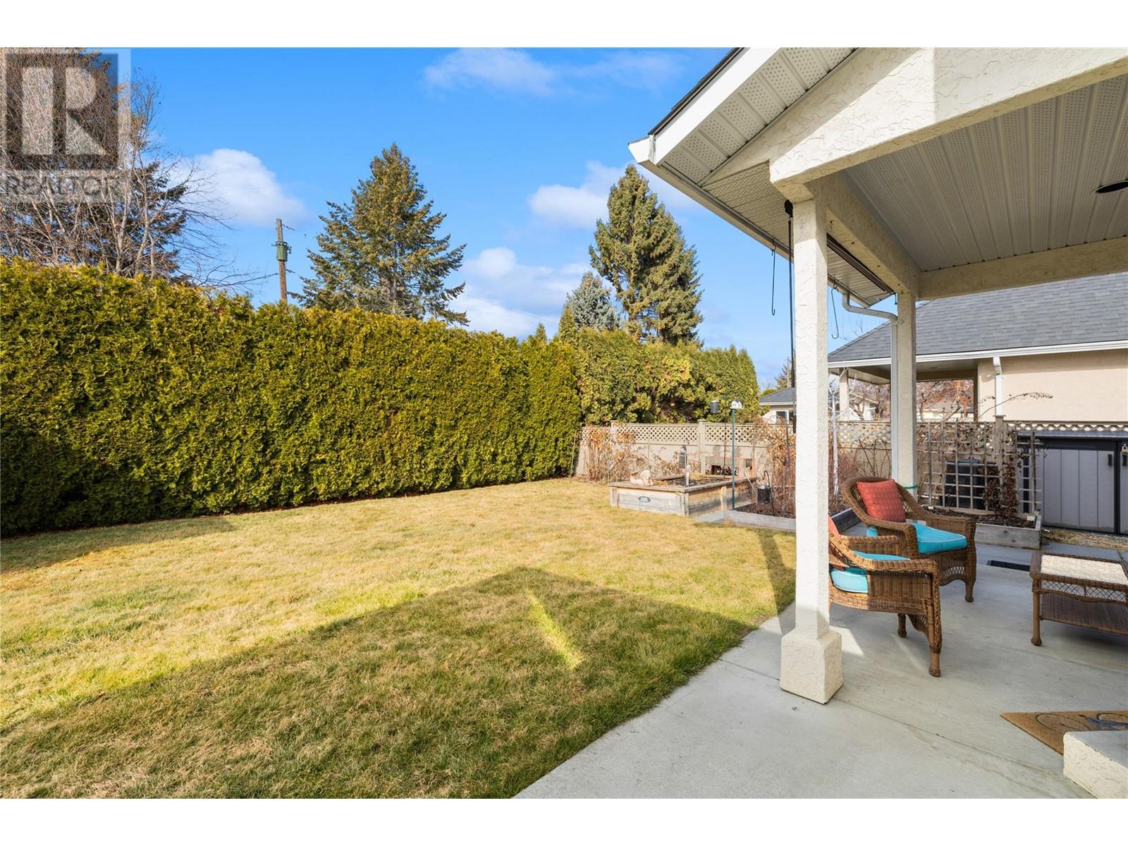 3556 Athalmer Road, Kelowna, British Columbia  V1W 3Y5 - Photo 51 - 10345447