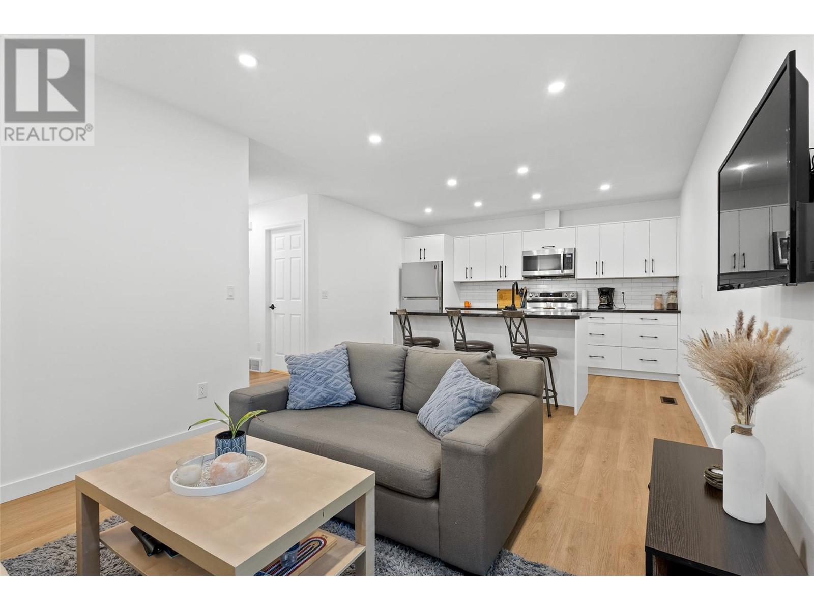 712 Schafer Road, Kelowna, British Columbia  V1W 1G1 - Photo 53 - 10345318