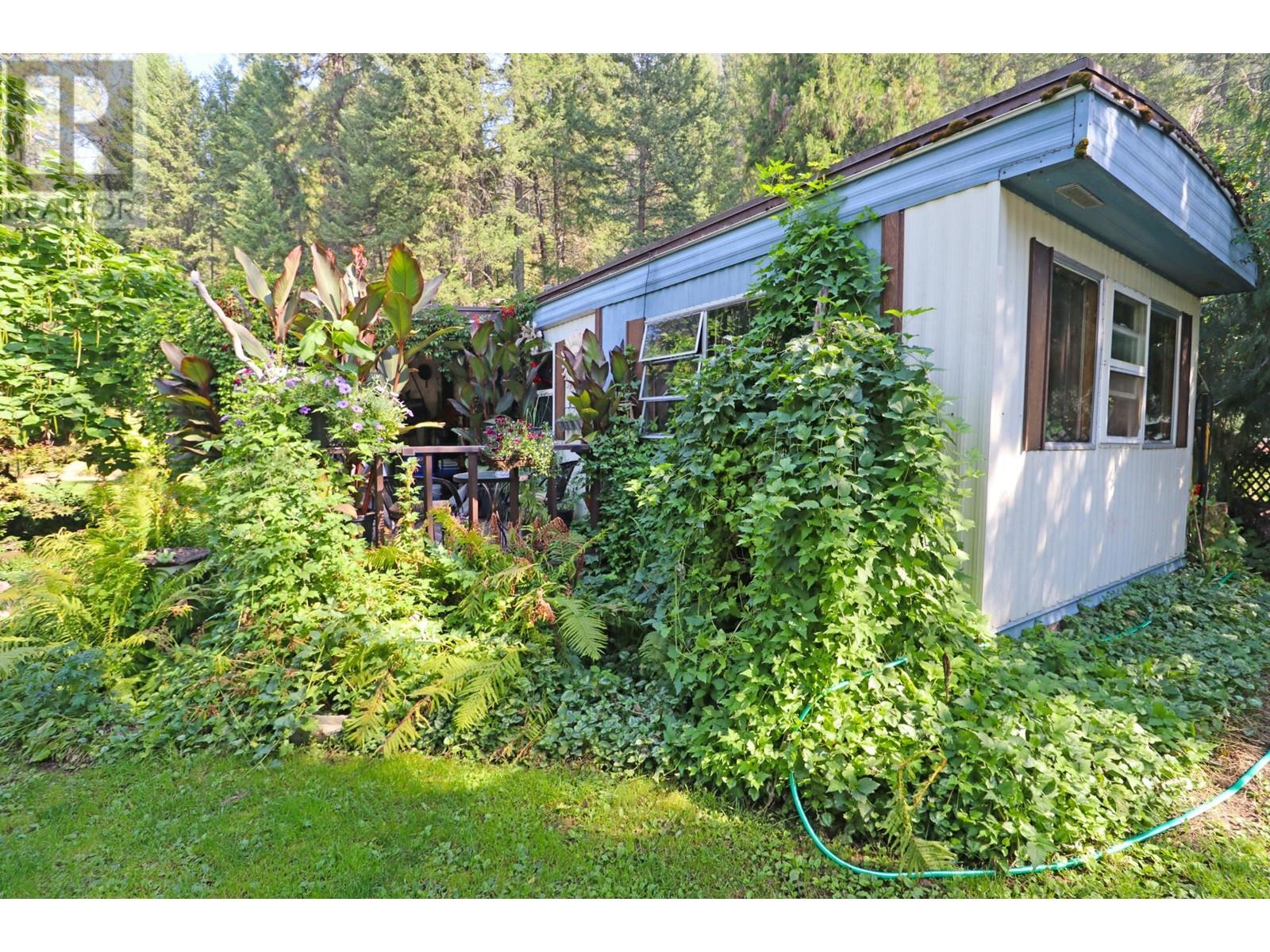 1680 Chandler Road, Christina Lake, British Columbia  V0H 1E0 - Photo 6 - 10345484
