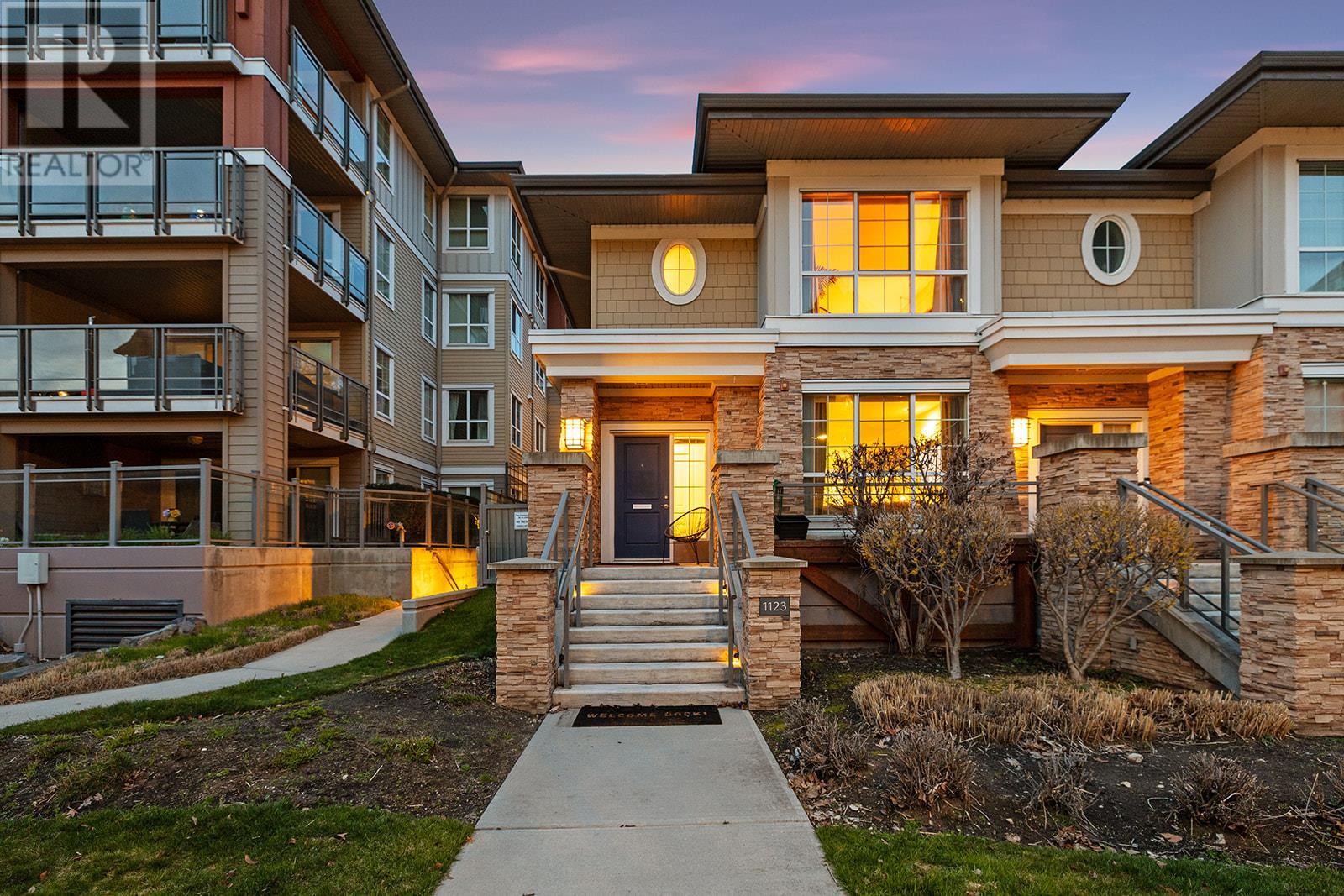 1123 Sunset Drive, Kelowna, British Columbia  V1Y 9Z5 - Photo 1 - 10345469