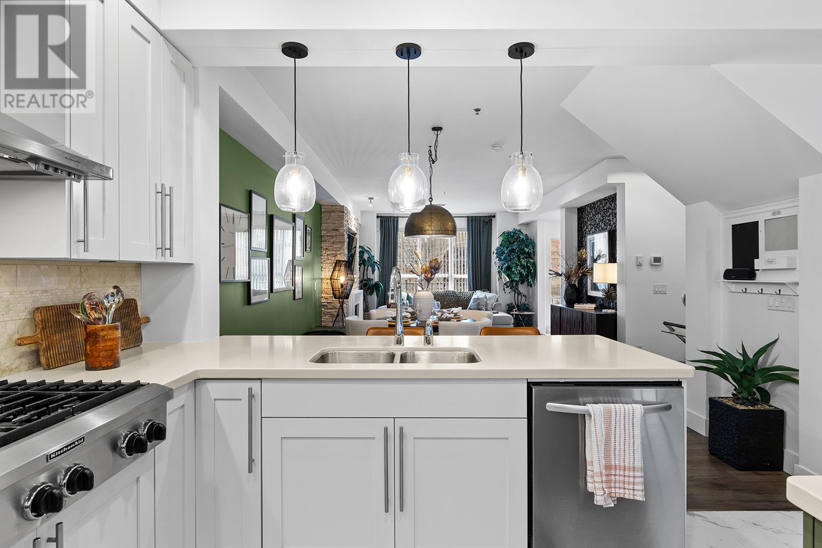 1123 Sunset Drive, Kelowna, British Columbia  V1Y 9Z5 - Photo 16 - 10345469