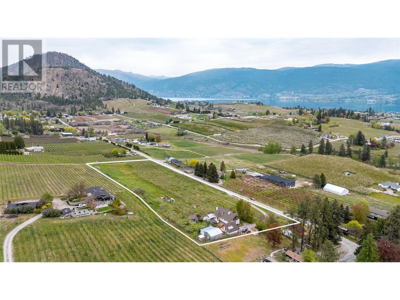 4206 Monro Avenue, Summerland, British Columbia  V0H 1Z2 - Photo 2 - 10345348