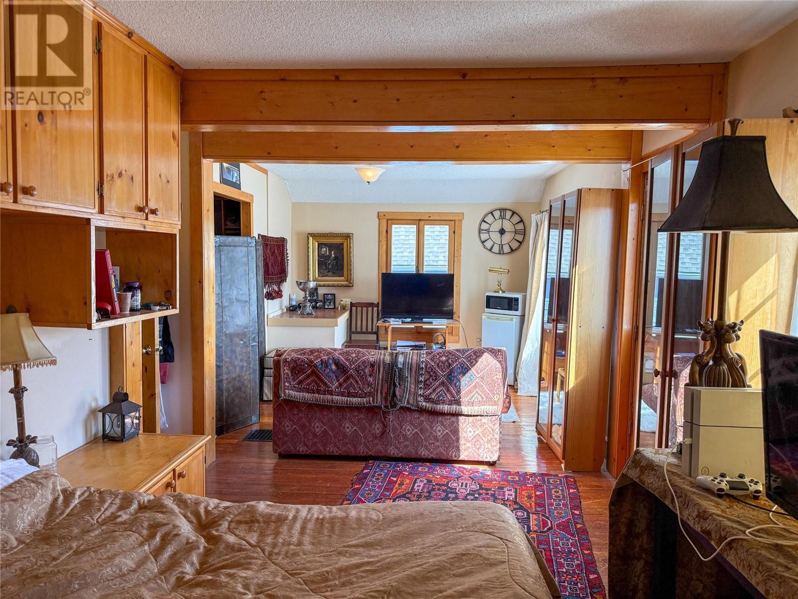 9215 Main Avenue, Wilmer, British Columbia  V0A 1K5 - Photo 49 - 10344838