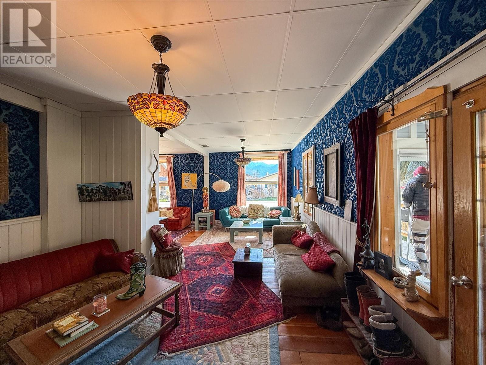 9215 Main Avenue, Wilmer, British Columbia  V0A 1K5 - Photo 5 - 10344838