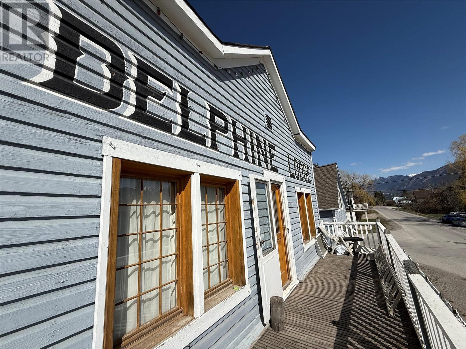 9215 Main Avenue, Wilmer, British Columbia  V0A 1K5 - Photo 72 - 10344838