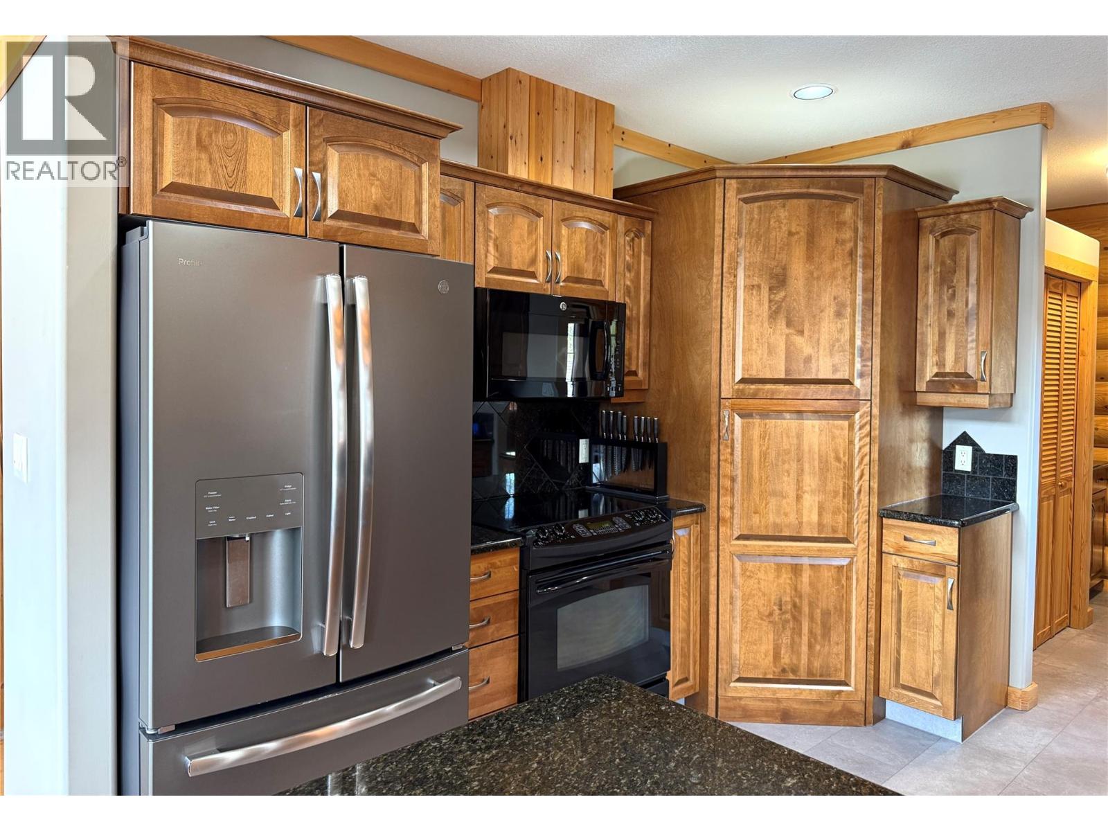 940 313th Drive, Kimberley, British Columbia  V1A 3J8 - Photo 12 - 10337745