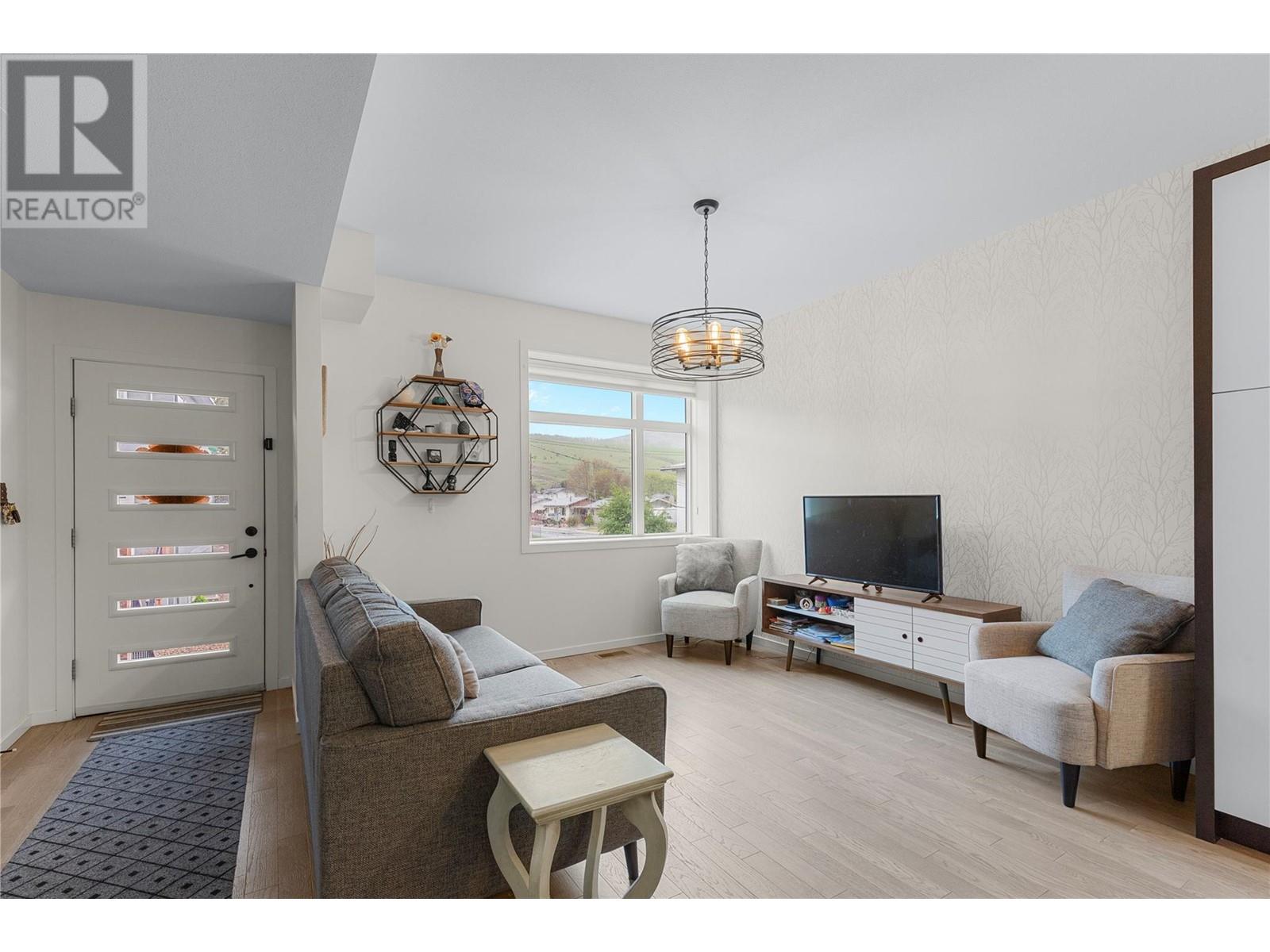 5400 Willow Drive Unit# 5, Vernon, British Columbia  V1T 7R3 - Photo 5 - 10345310