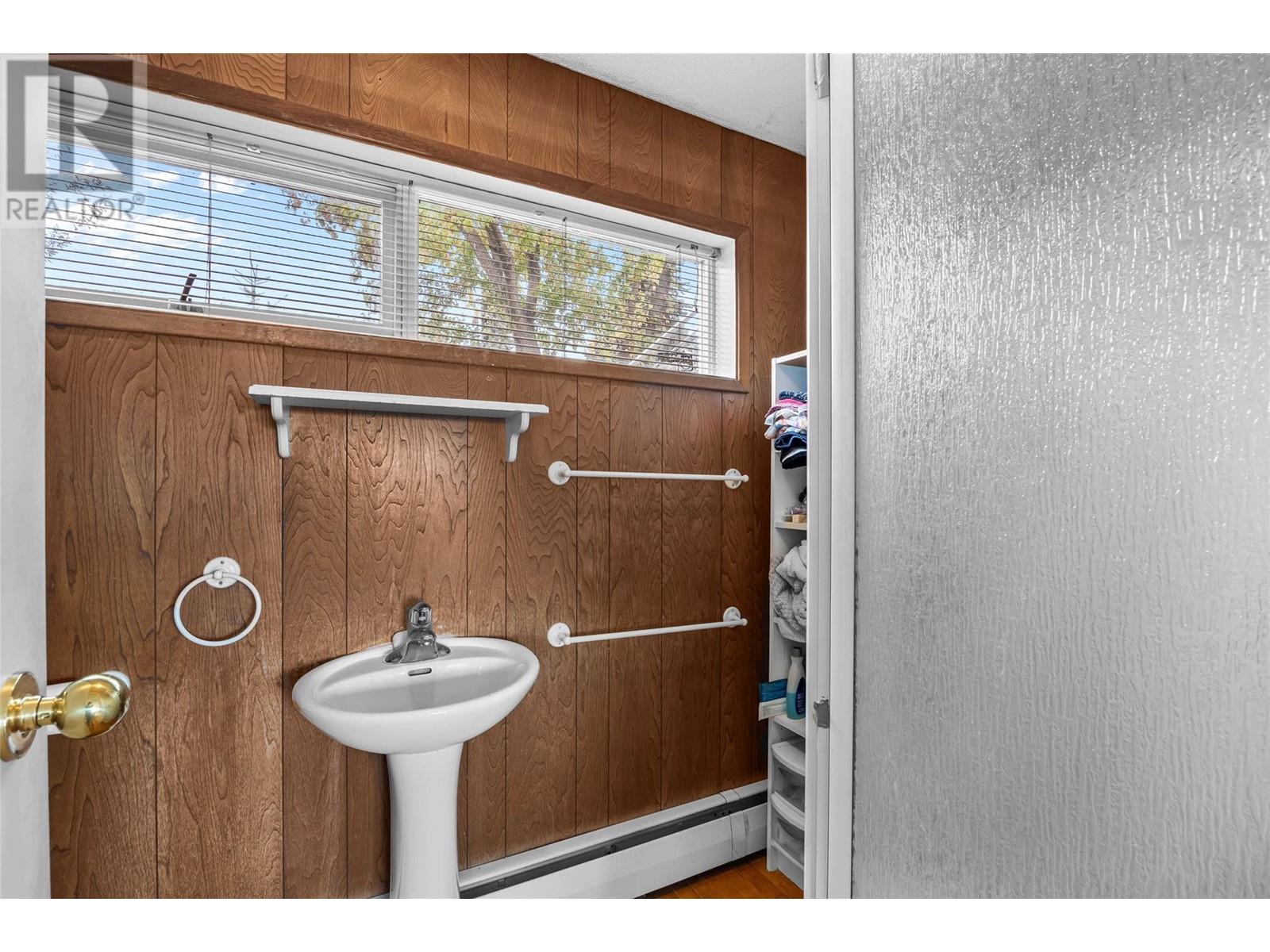 402 Strathcona Terrace, Kamloops, British Columbia  V2C 1B9 - Photo 28 - 10345647