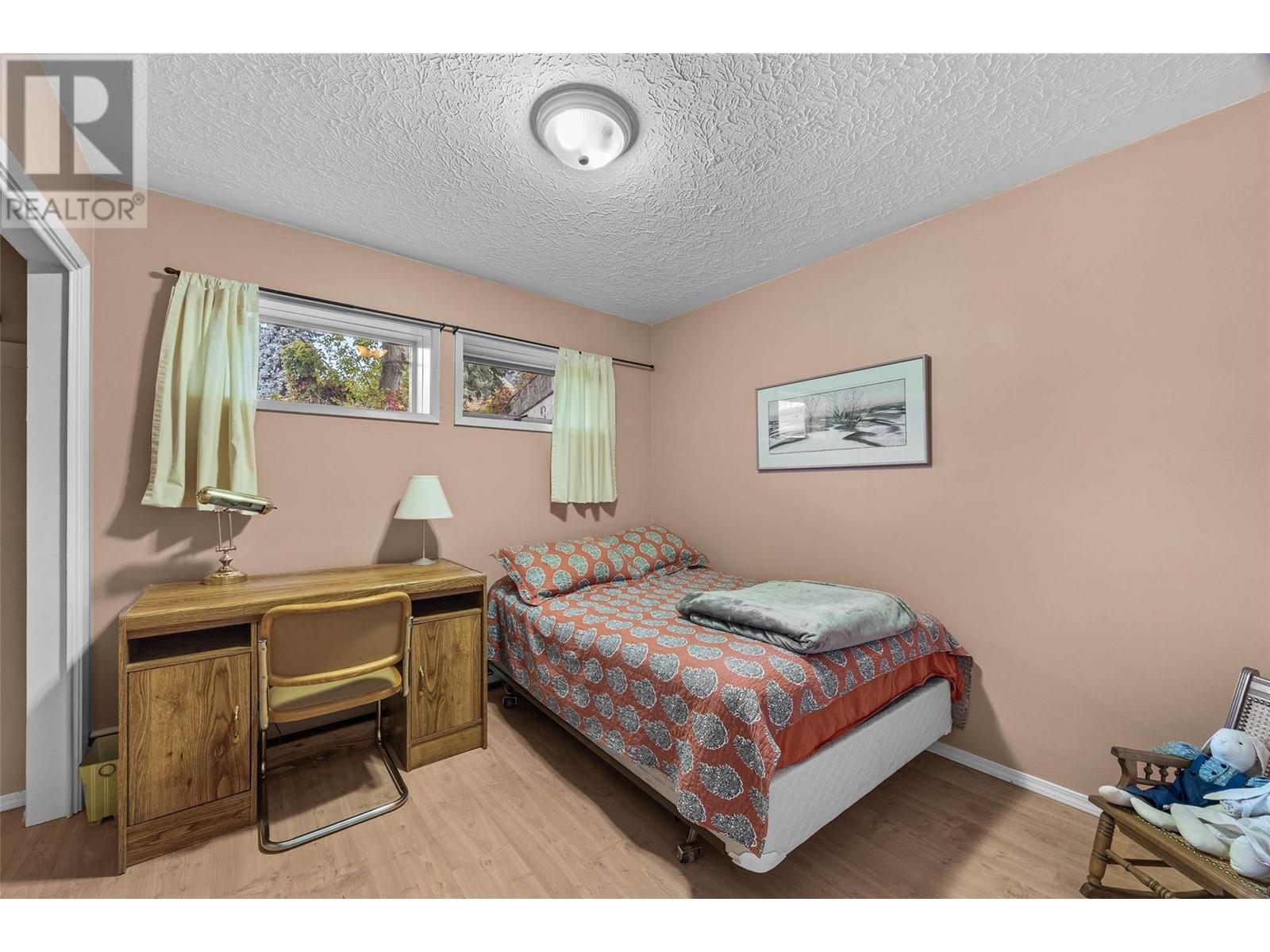 402 Strathcona Terrace, Kamloops, British Columbia  V2C 1B9 - Photo 36 - 10345647