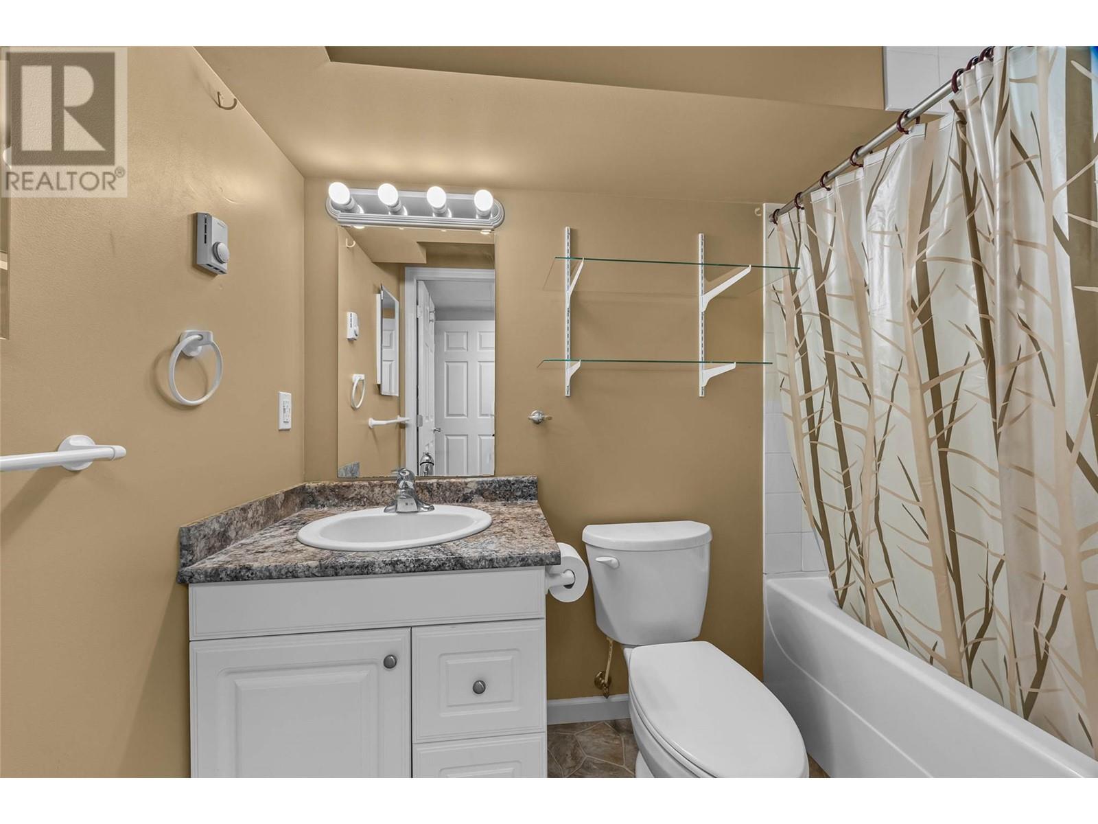 402 Strathcona Terrace, Kamloops, British Columbia  V2C 1B9 - Photo 40 - 10345647