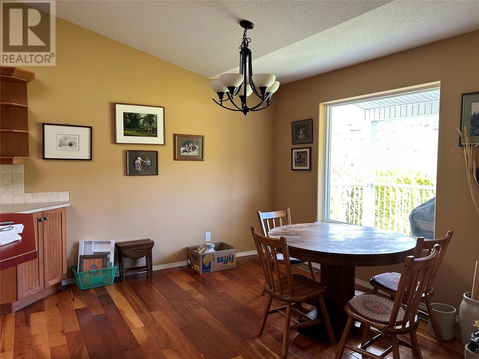 684 6 Street, Vernon, British Columbia  V1H 1Z1 - Photo 11 - 10345629
