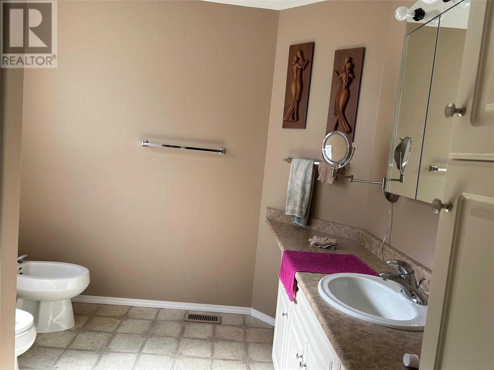 684 6 Street, Vernon, British Columbia  V1H 1Z1 - Photo 15 - 10345629