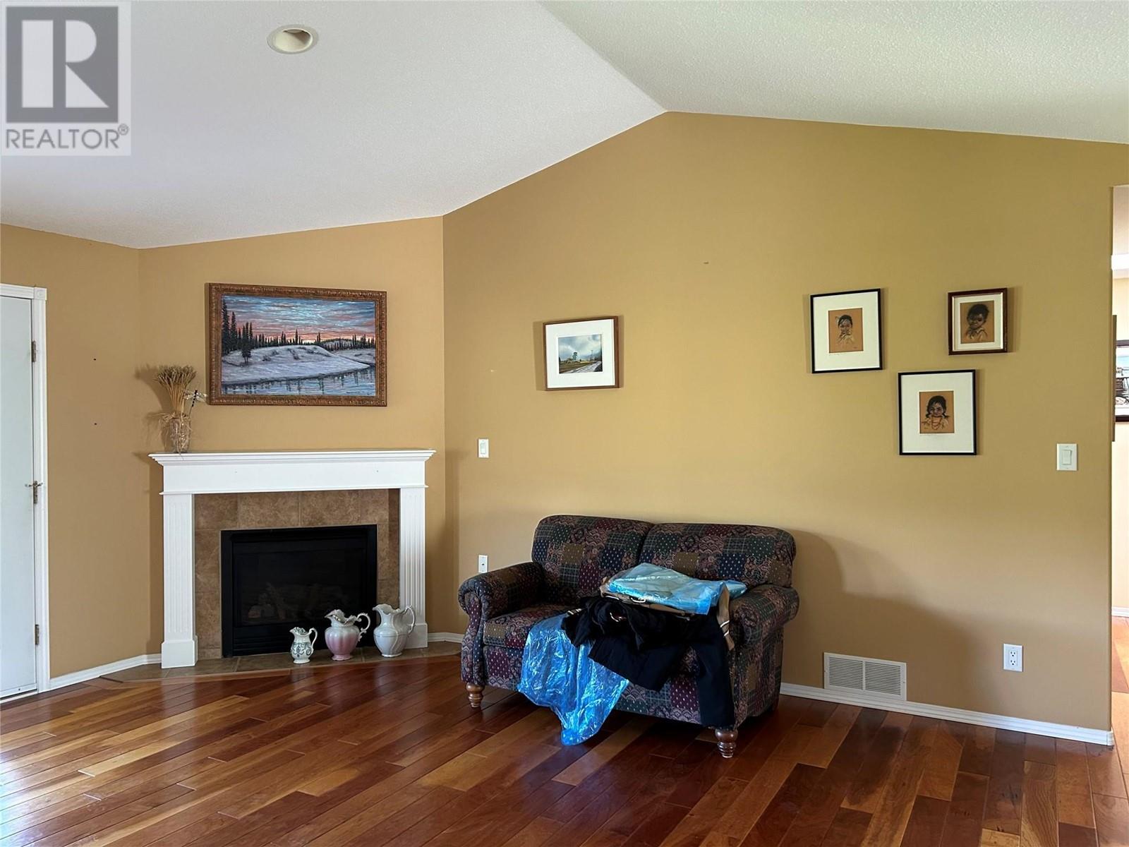684 6 Street, Vernon, British Columbia  V1H 1Z1 - Photo 5 - 10345629