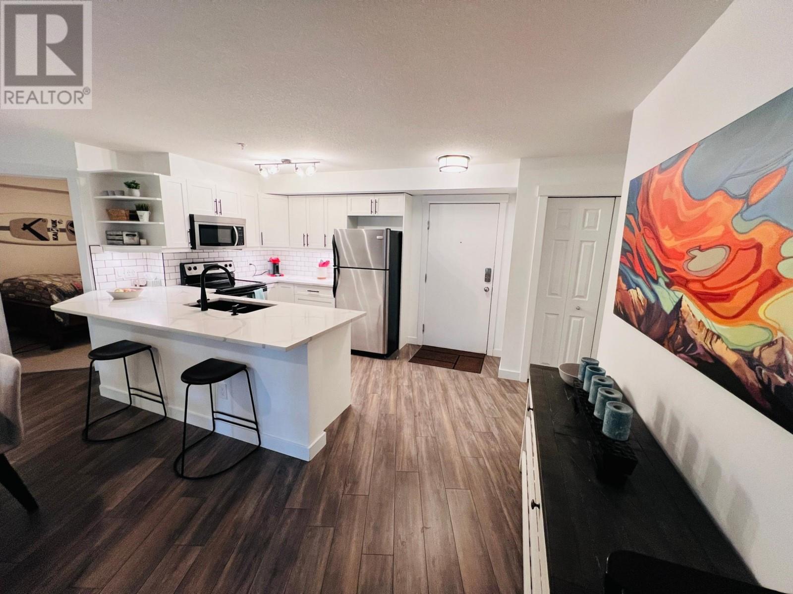 205 Third Avenue Unit# 2217, Invermere, British Columbia  V0A 1K7 - Photo 1 - 10345443