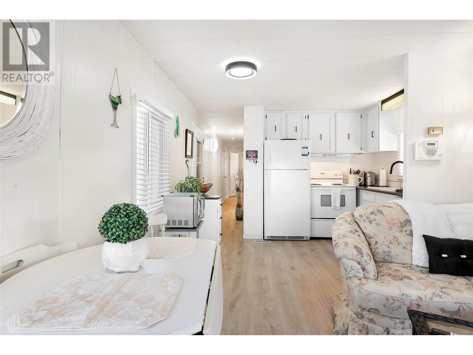 1175 Rose Hill Road Unit# 6, Kamloops, British Columbia  V2E 1G9 - Photo 8 - 10345599