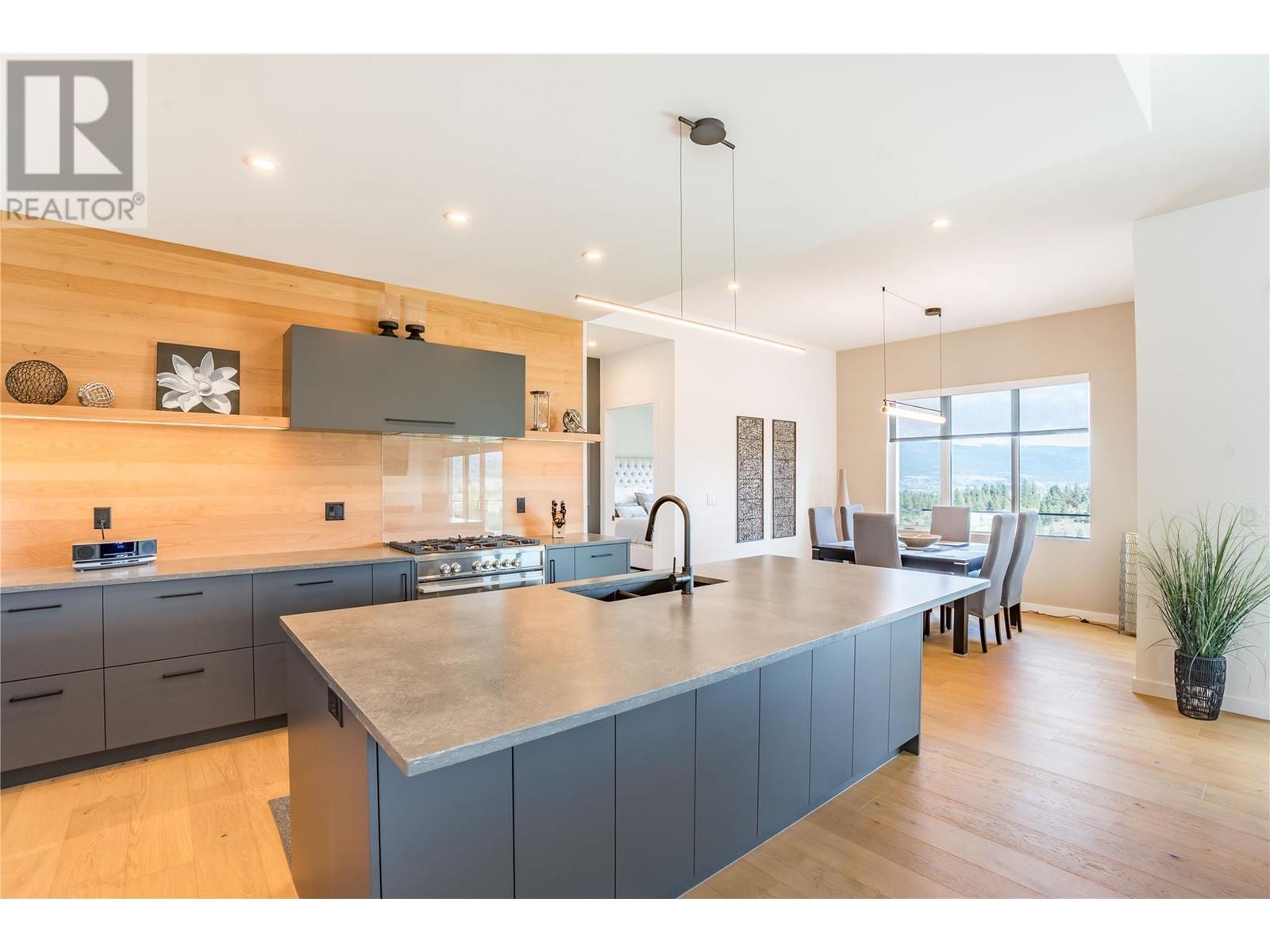17499 Sanborn Street, Summerland, British Columbia  V0H 1Z0 - Photo 12 - 10345532
