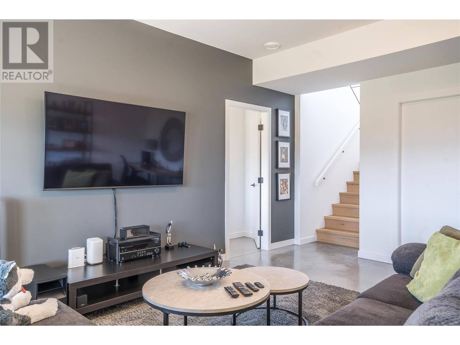 17499 Sanborn Street, Summerland, British Columbia  V0H 1Z0 - Photo 33 - 10345532