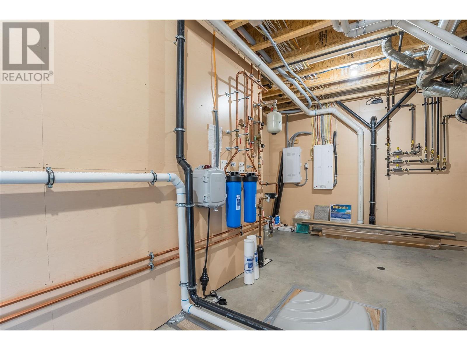 17499 Sanborn Street, Summerland, British Columbia  V0H 1Z0 - Photo 40 - 10345532
