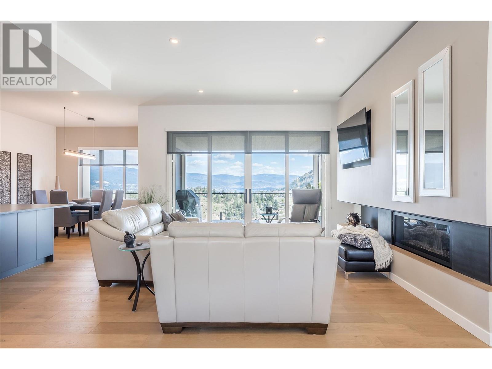 17499 Sanborn Street, Summerland, British Columbia  V0H 1Z0 - Photo 6 - 10345532