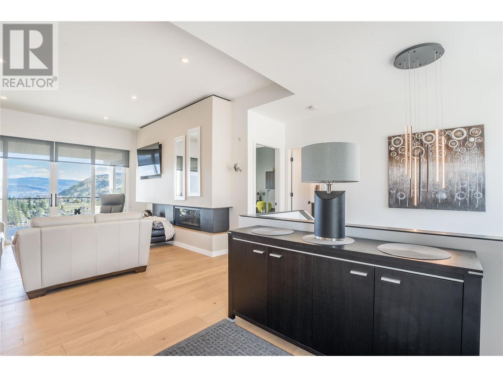 17499 Sanborn Street, Summerland, British Columbia  V0H 1Z0 - Photo 8 - 10345532