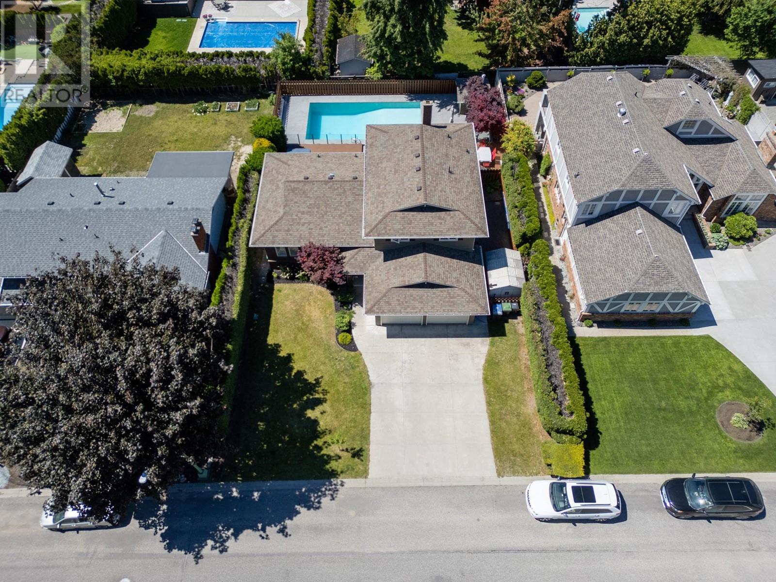 990 Walker Drive, Kelowna, British Columbia  V1Y 7T3 - Photo 36 - 10345679