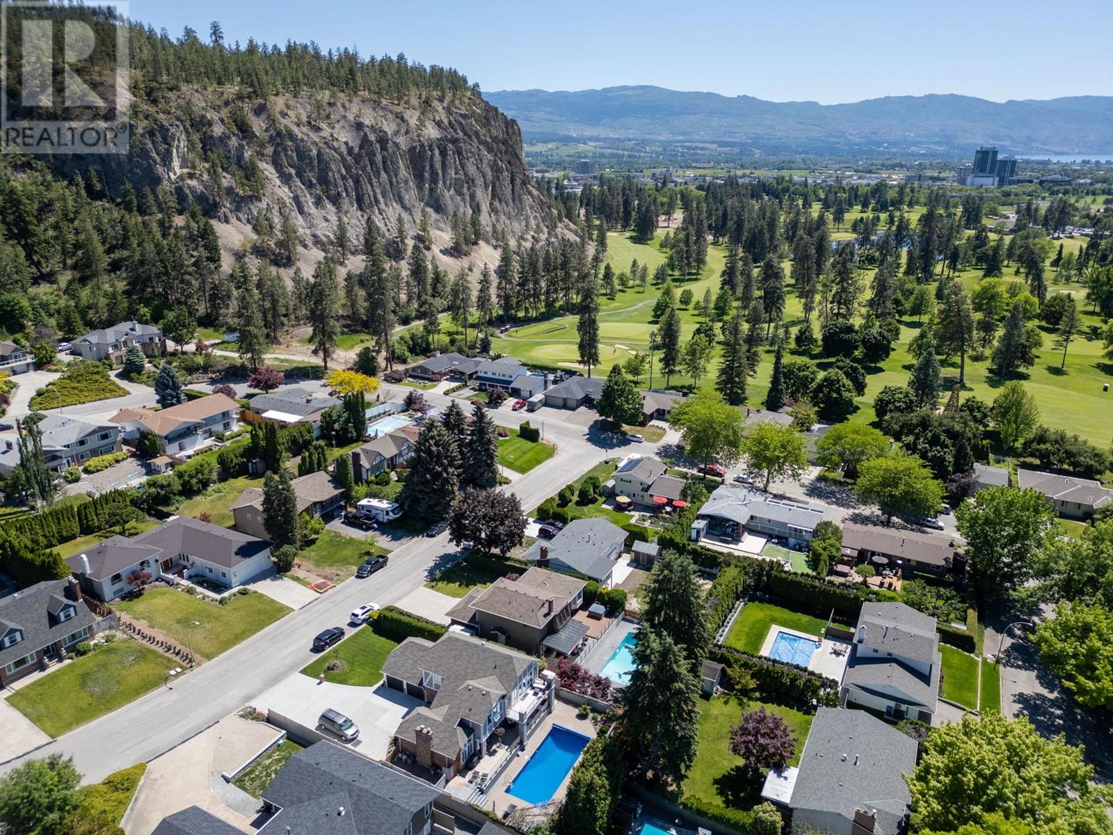 990 Walker Drive, Kelowna, British Columbia  V1Y 7T3 - Photo 38 - 10345679