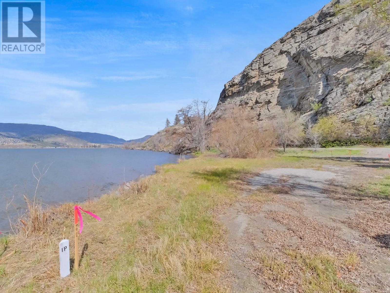 4507 Lakeside Road, Penticton, British Columbia  V2A 8W4 - Photo 10 - 10345643
