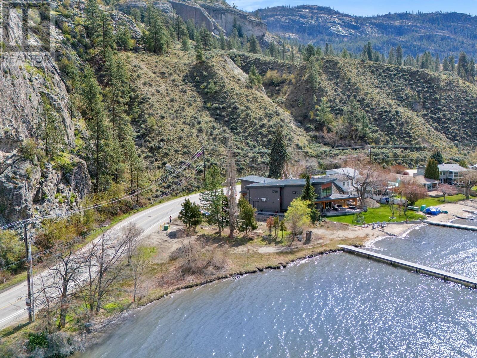 4507 Lakeside Road, Penticton, British Columbia  V2A 8W4 - Photo 17 - 10345643