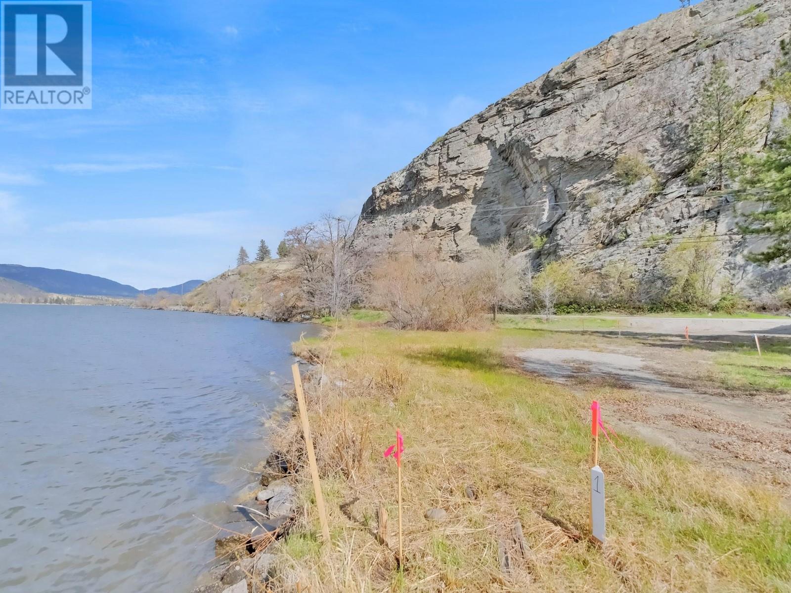 4507 Lakeside Road, Penticton, British Columbia  V2A 8W4 - Photo 24 - 10345643