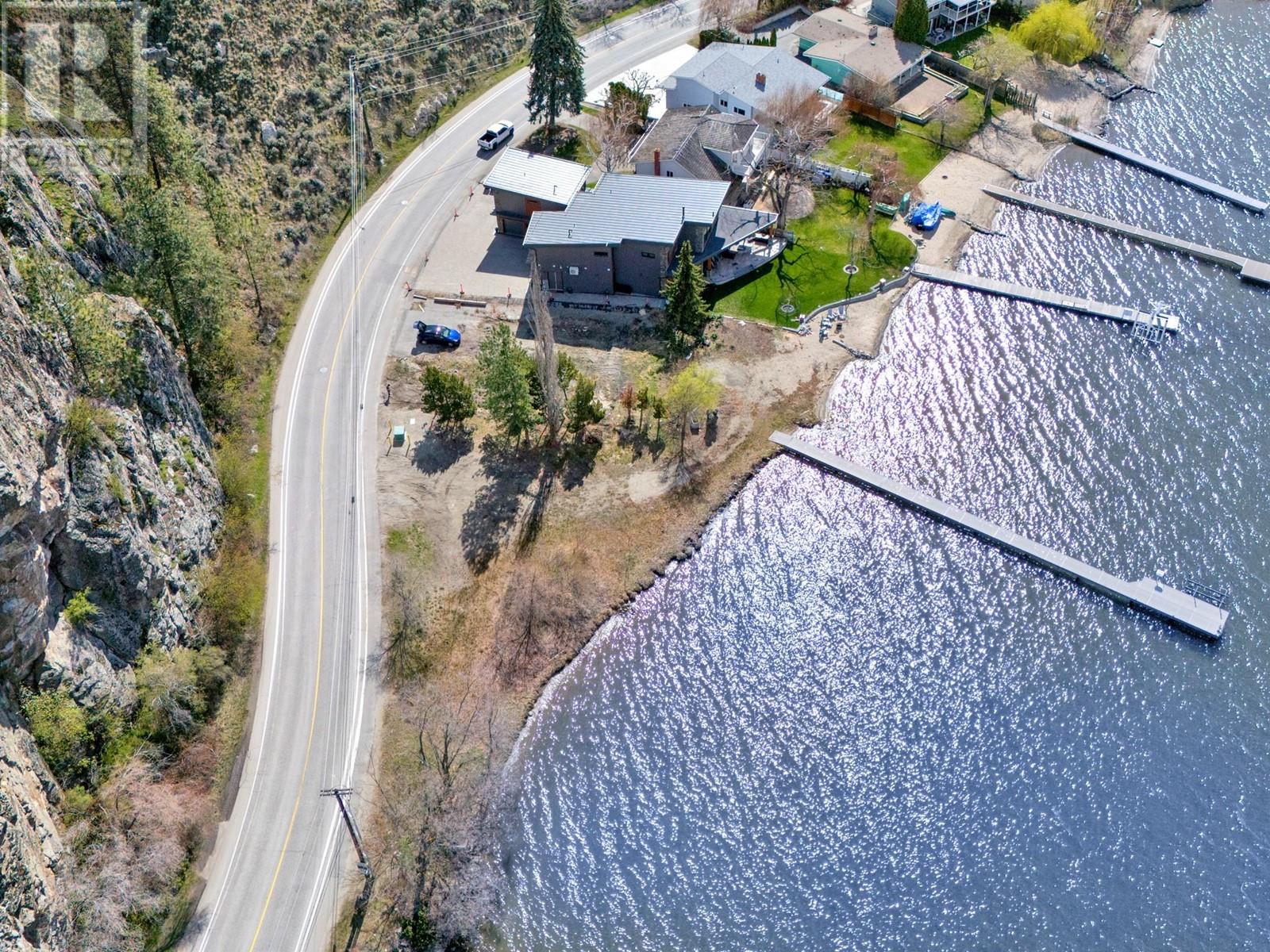 4507 Lakeside Road, Penticton, British Columbia  V2A 8W4 - Photo 8 - 10345643
