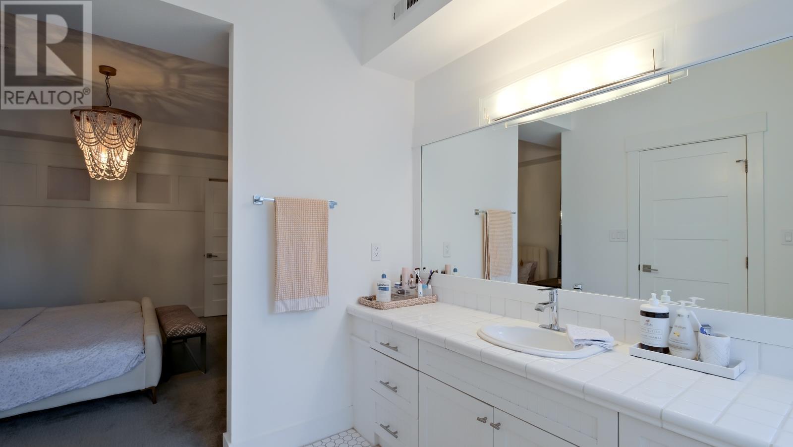 3880 Truswell Road Unit# 125, Kelowna, British Columbia  V1W 5A2 - Photo 21 - 10342777
