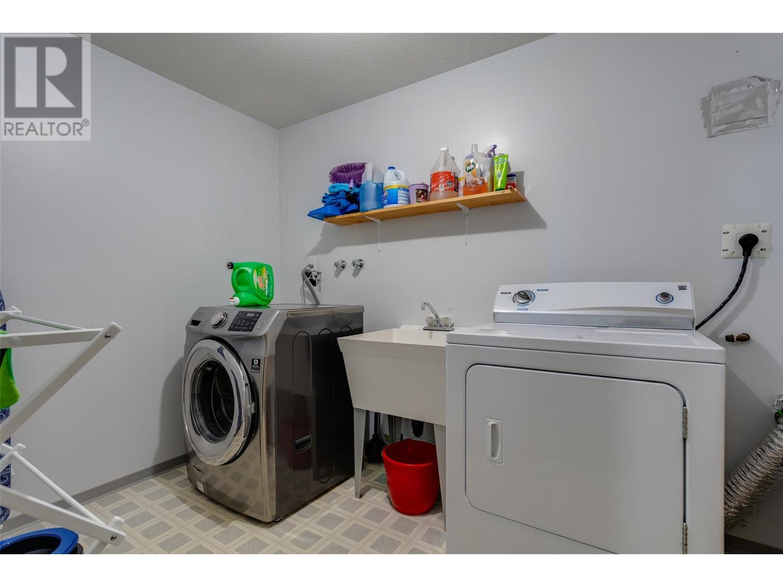 11482 Darlene Road, Lake Country, British Columbia  V4V 1Y4 - Photo 46 - 10345687