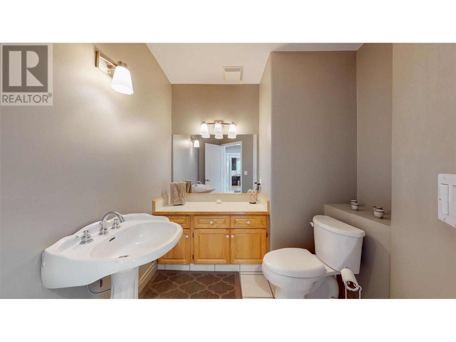 388 Road 10, Oliver, British Columbia  V0H 1T1 - Photo 13 - 10345436