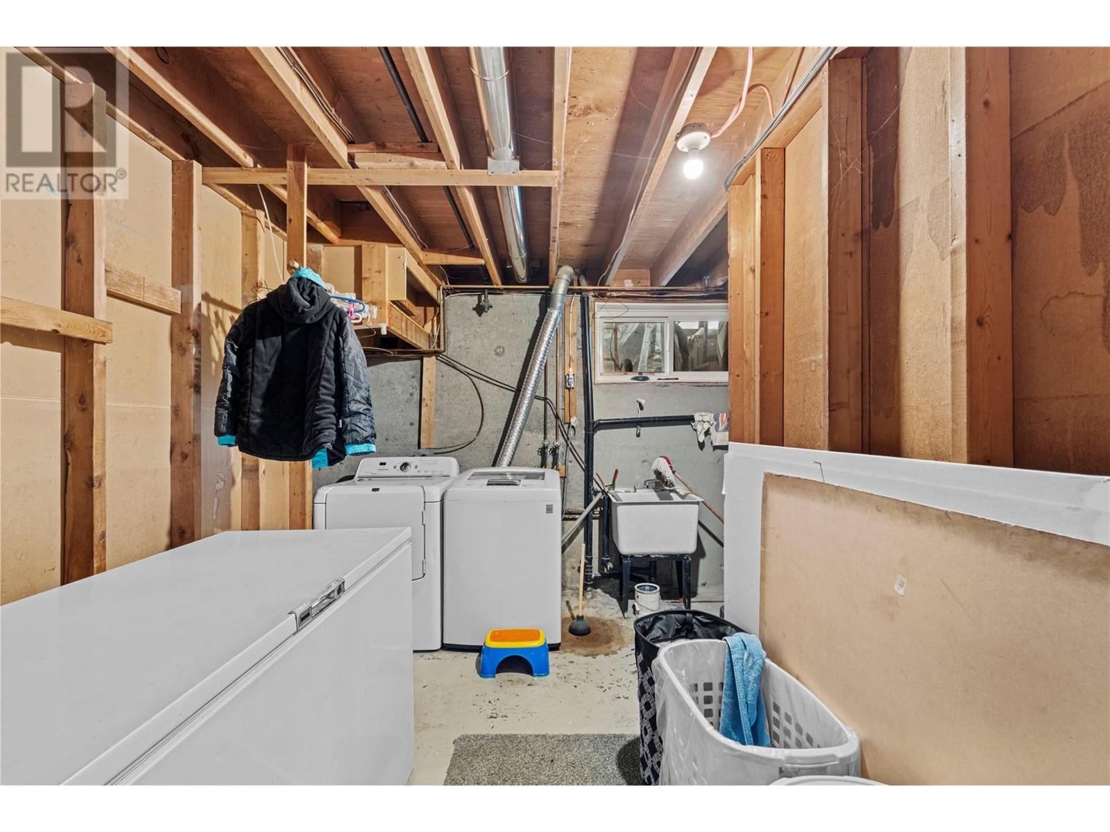 1267 Creston Place, Kamloops, British Columbia  V2B 2Y7 - Photo 21 - 10345409