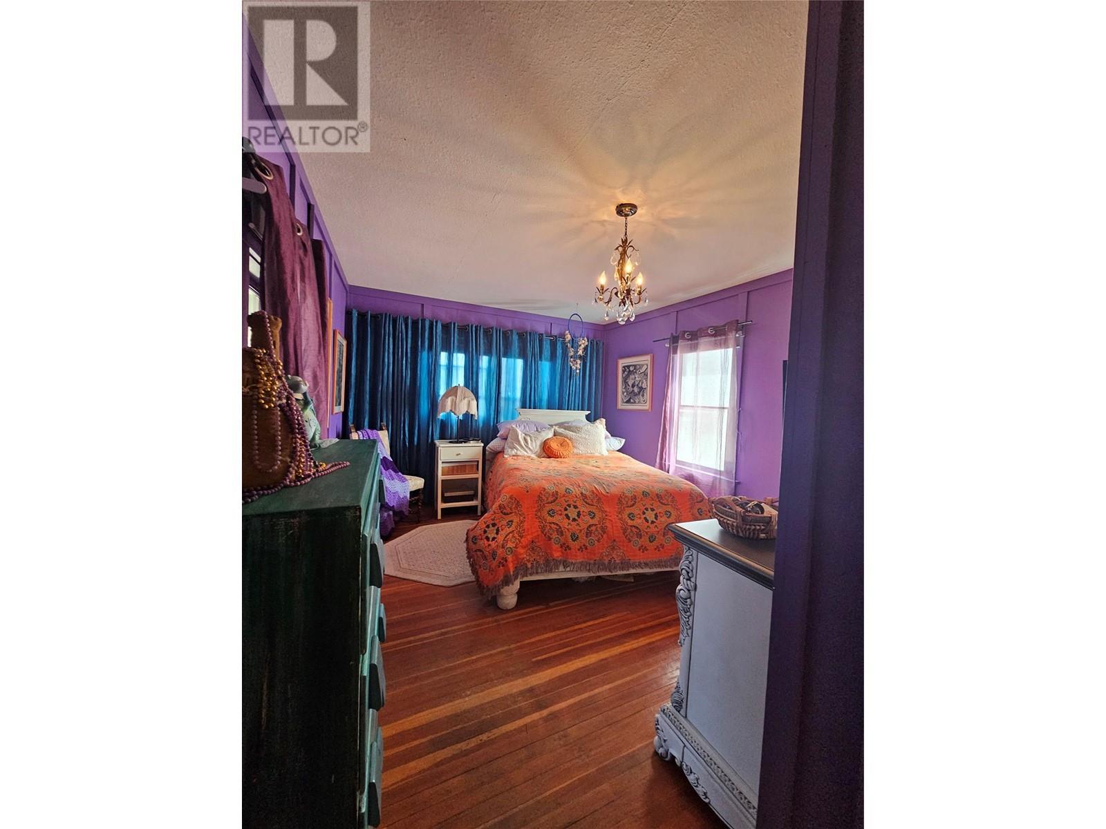 6335 Okanagan Street, Oliver, British Columbia  V0H 1T0 - Photo 14 - 10345386
