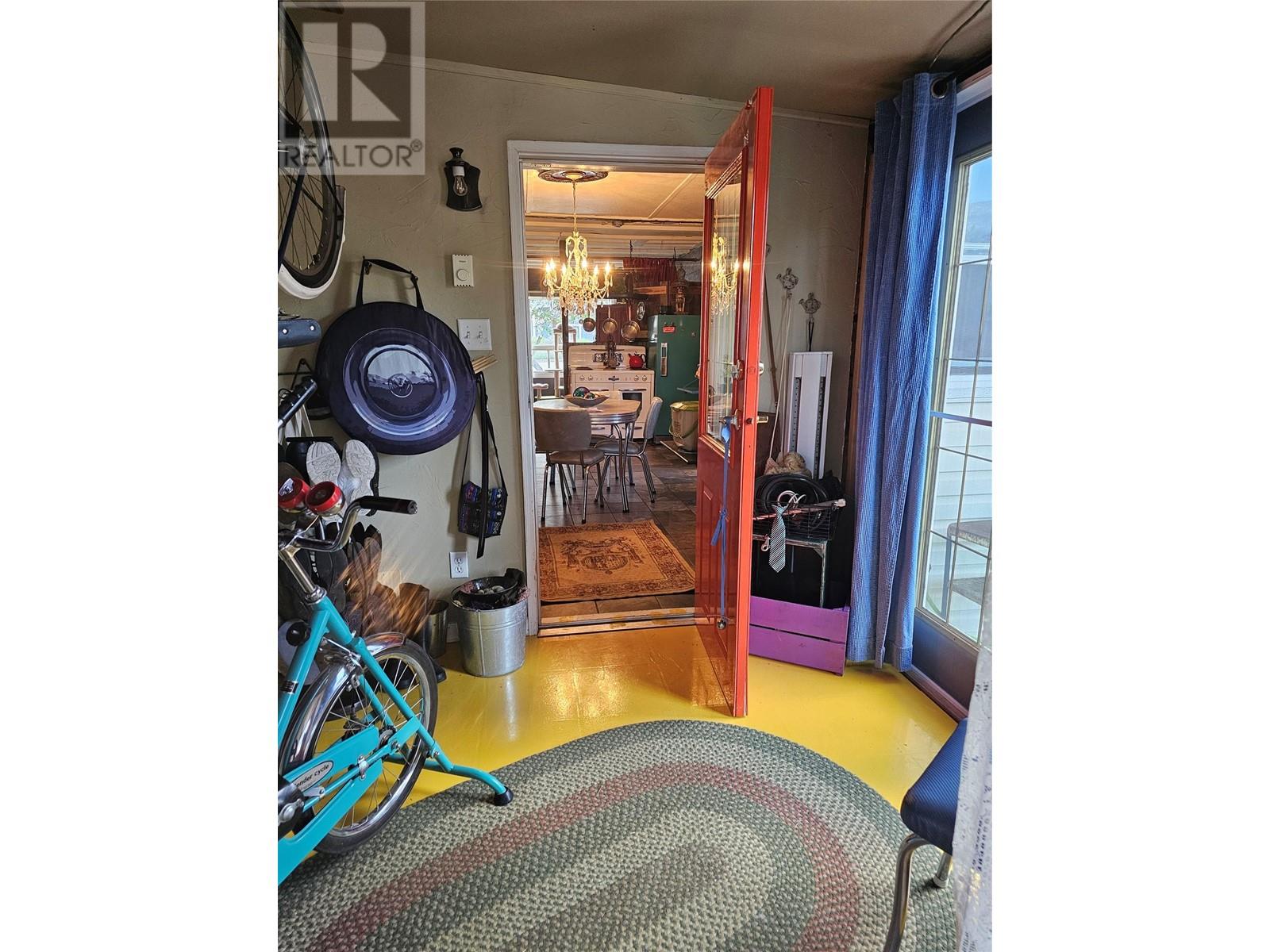 6335 Okanagan Street, Oliver, British Columbia  V0H 1T0 - Photo 18 - 10345386