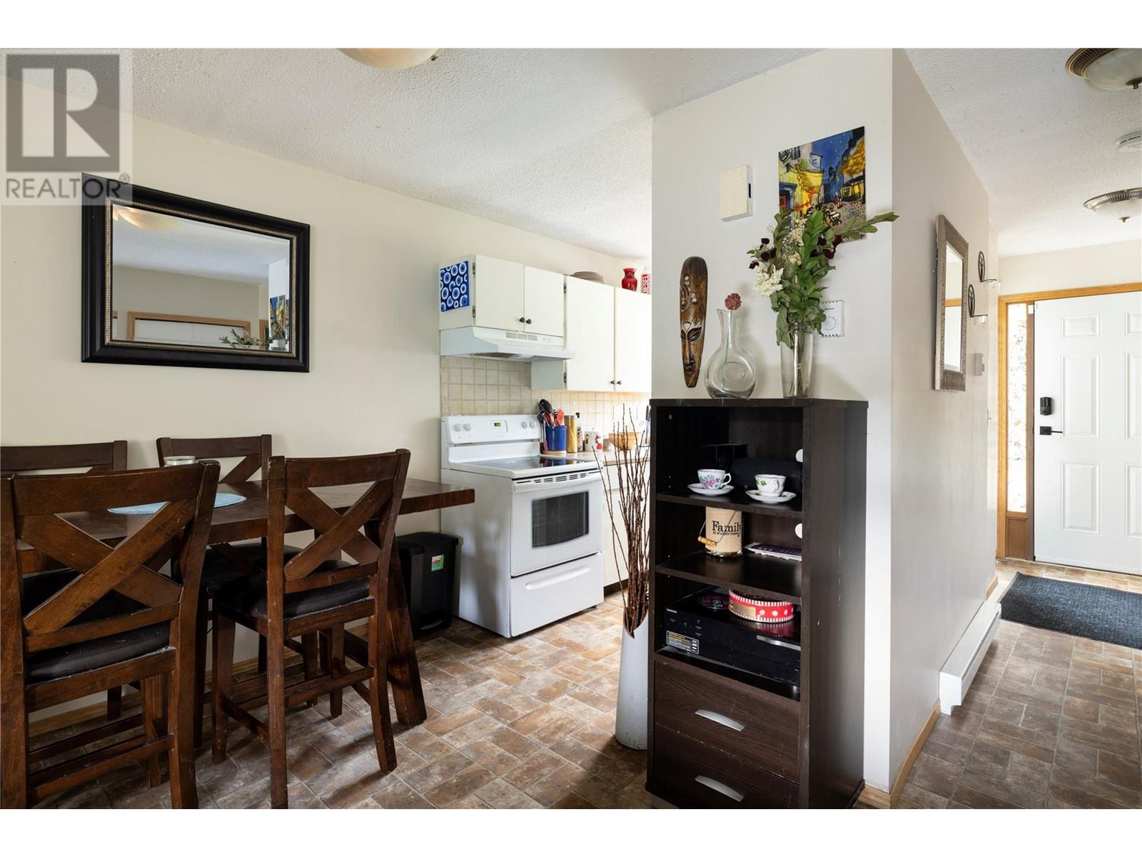 5300 25 Avenue Unit# 28, Vernon, British Columbia  V1T 6R4 - Photo 6 - 10345550