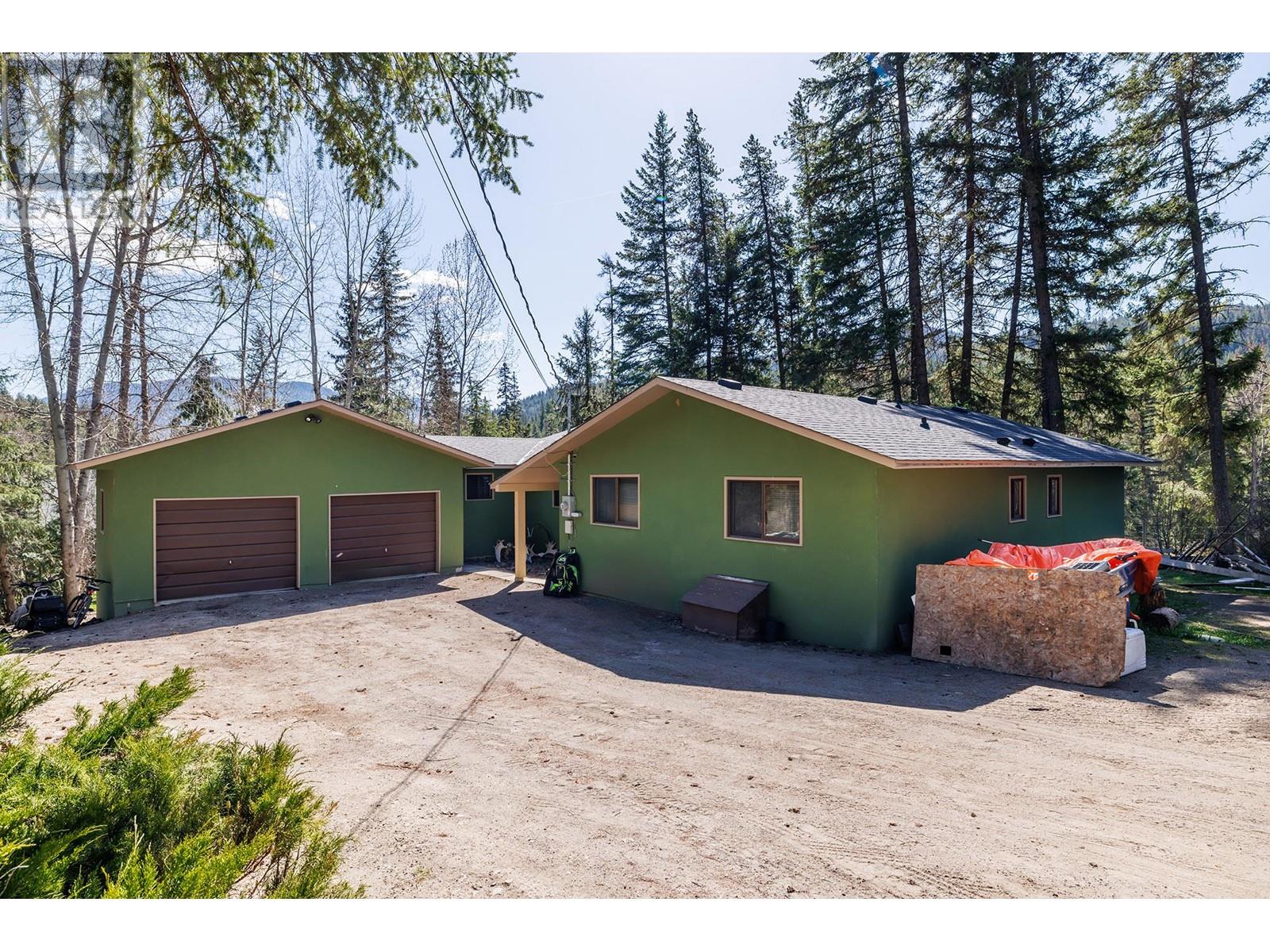 10623 Hwy 33 Highway E, Kelowna, British Columbia  V1P 1J9 - Photo 1 - 10345460