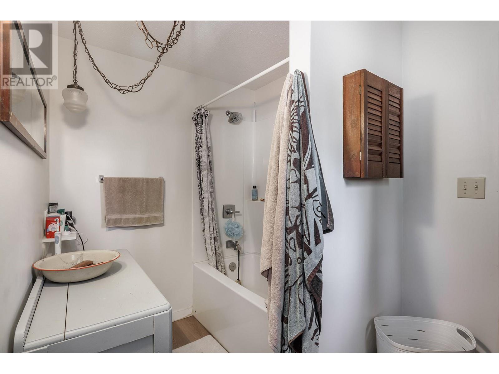 10623 Hwy 33 Highway E, Kelowna, British Columbia  V1P 1J9 - Photo 13 - 10345460