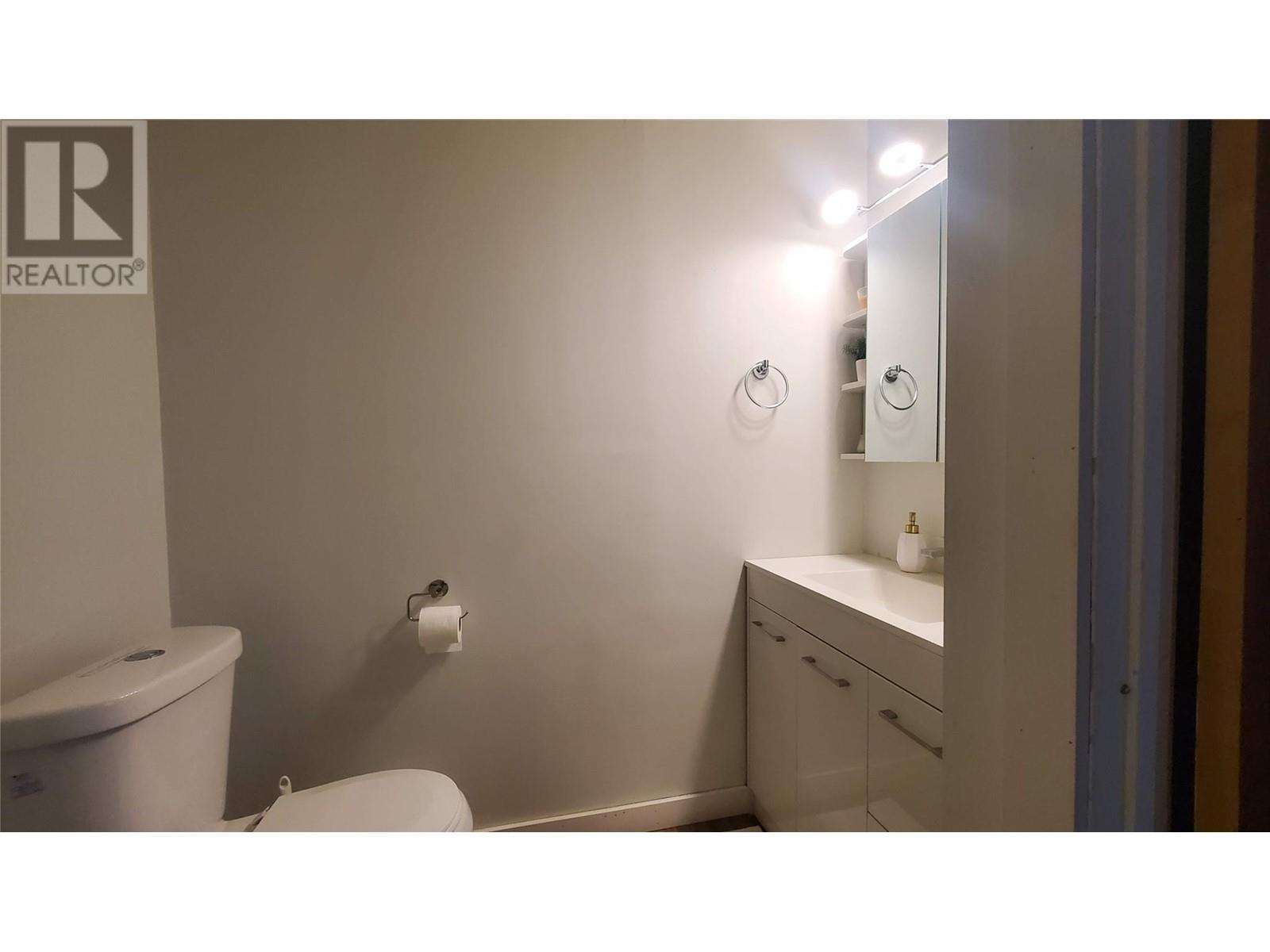 675 Webster Road, Kelowna, British Columbia  V1X 4V6 - Photo 13 - 10345709