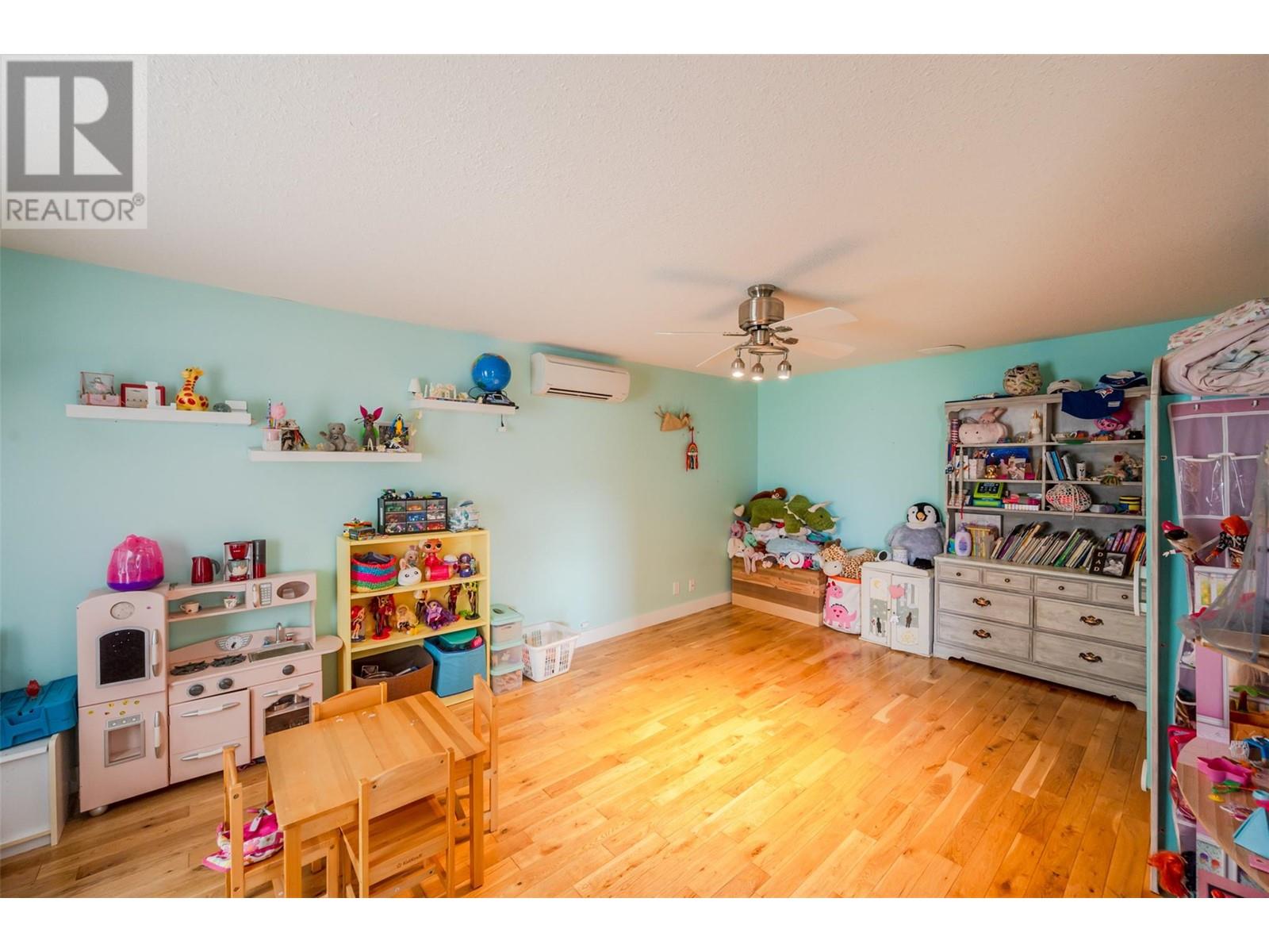 9716 Thompson Road, Summerland, British Columbia  V0H 1Z3 - Photo 16 - 10345700