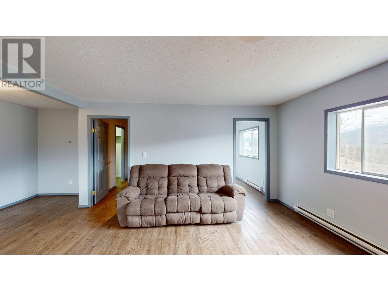 7 Inkaneep Road, Elkford, British Columbia  V0B 1H0 - Photo 25 - 10344911