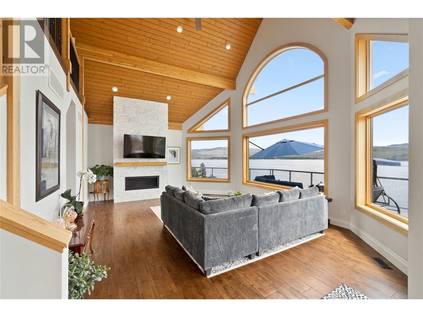6560 Monck Park Road, Merritt, British Columbia  V1K 0A1 - Photo 7 - 10345642