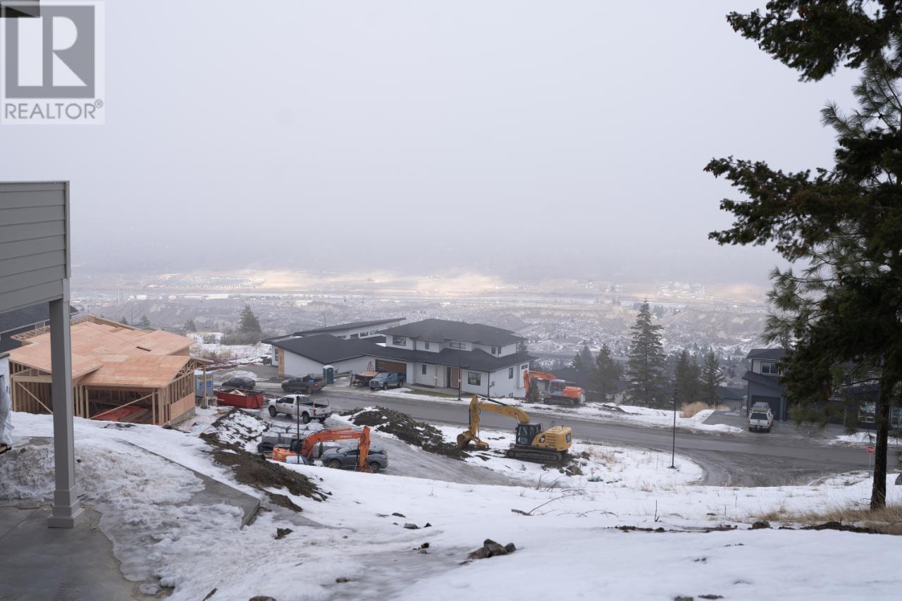 2161 Lupin Court, Kamloops, British Columbia  V2E 2R5 - Photo 3 - 10345421
