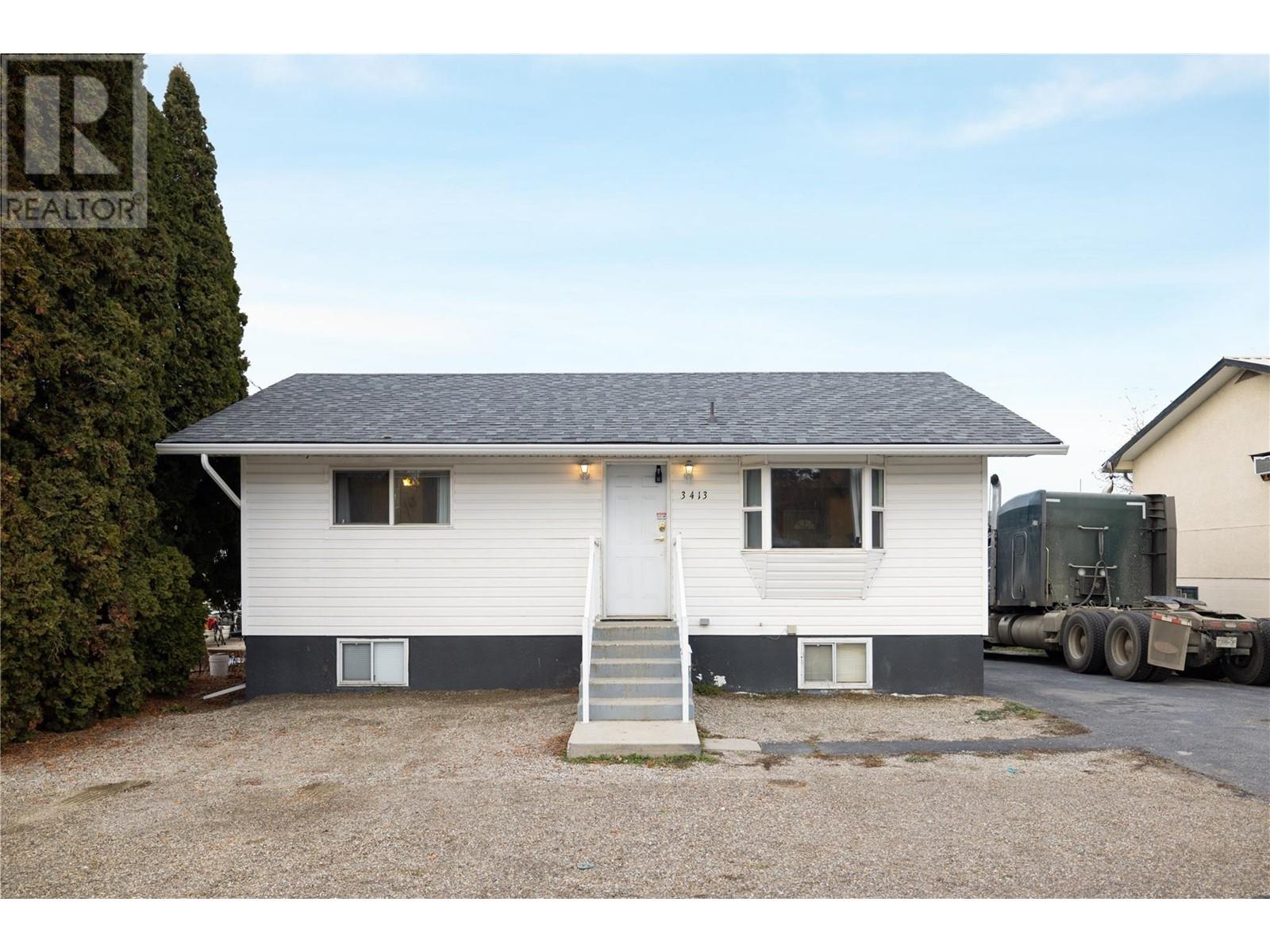 3413 24 Avenue, Vernon, British Columbia  V1T 1L7 - Photo 2 - 10345673